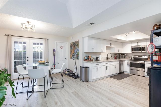 1844 Arbol Verde Way, Las Vegas, NV 89119