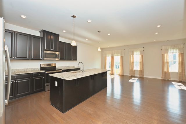 266 Dartmoor Pl, Goodlettsville, TN 37072