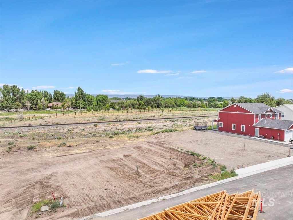 1018 Liberty Street, Gooding, ID 83330 photo 1