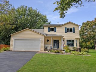 9635 Ranchview Lane N, Maple Grove, MN 55369