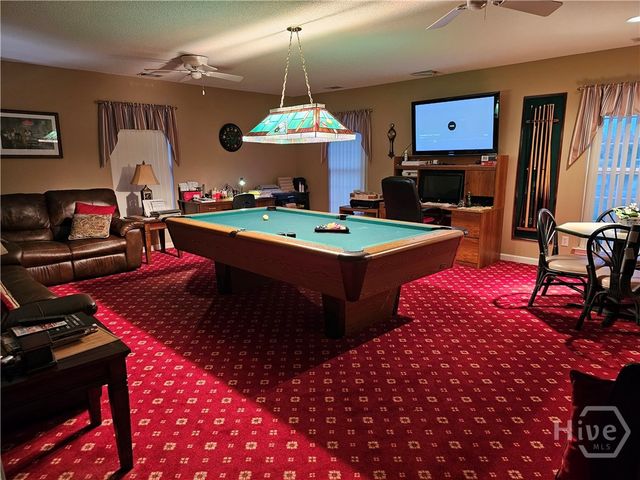 127 Lakeshore Drive, Savannah, GA 31419