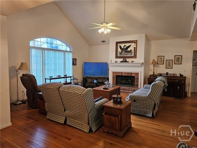 127 Lakeshore Drive, Savannah, GA 31419