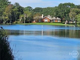127 Lakeshore Drive, Savannah, GA 31419