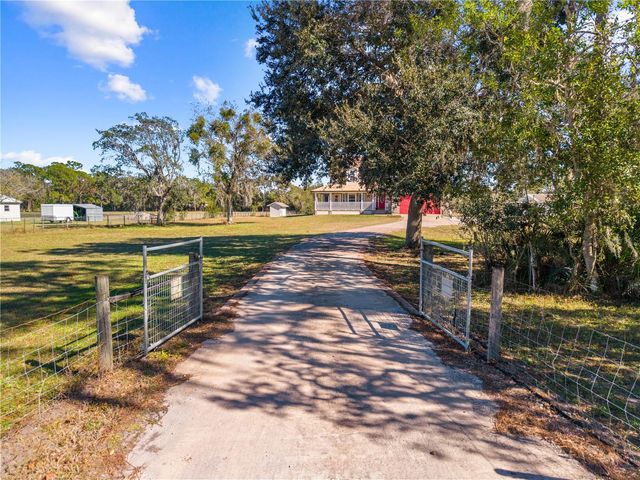 3255 TUCKER AVENUE, St Cloud, FL 34772