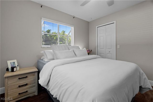 2549 SW 24th CT, Cape Coral, FL 33914