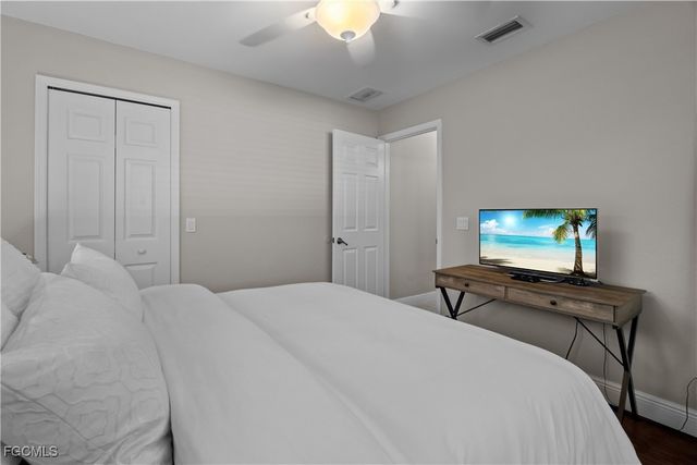 2549 SW 24th CT, Cape Coral, FL 33914