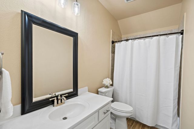 2608 Davis Meadow Drive, Mckinney, TX 75071