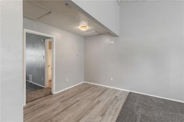 2323 De Lee Street 28, Bryan, TX 77802