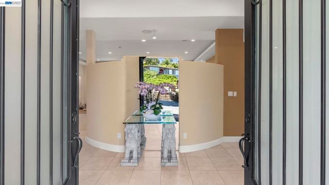 131 131 Montecito Crescent, Walnut Creek, CA 94597