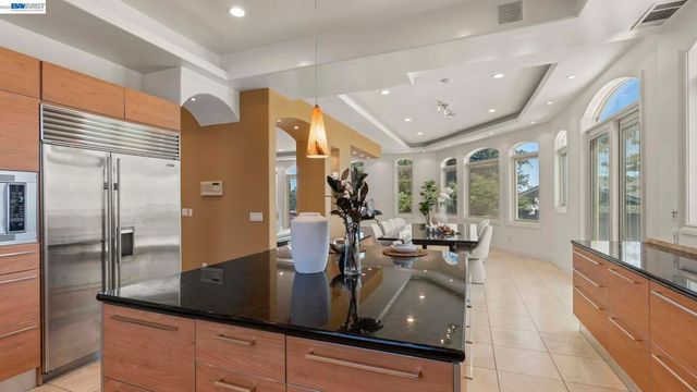 131 131 Montecito Crescent, Walnut Creek, CA 94597