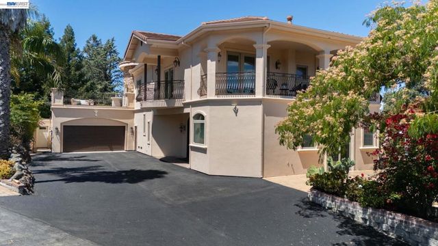 131 131 Montecito Crescent, Walnut Creek, CA 94597