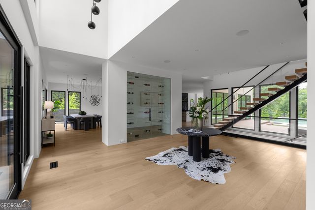 3566 Cantrell Road NE, Atlanta, GA 30319