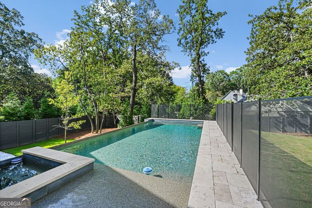 3566 Cantrell Road NE, Atlanta, GA 30319