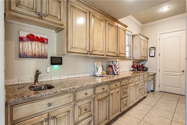 2616 S Everest Avenue, Rogers, AR 72758