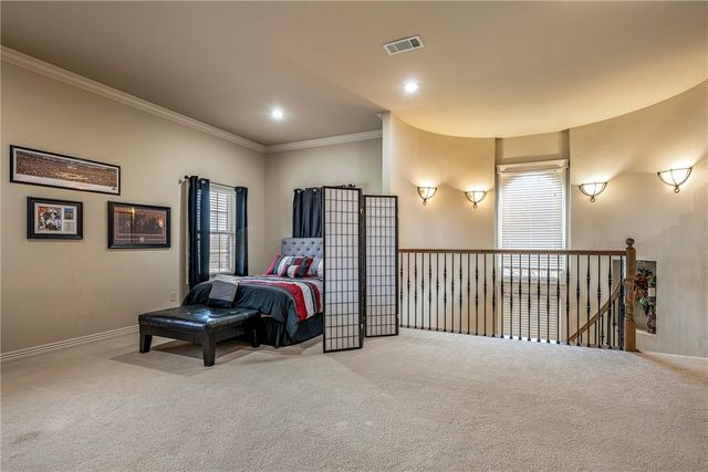 2616 S Everest Avenue, Rogers, AR 72758