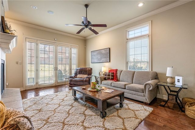 2616 S Everest Avenue, Rogers, AR 72758