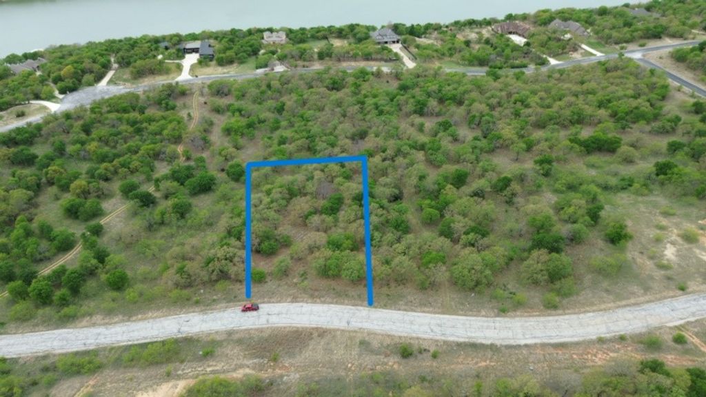 277 Vista Pointe Drive, Chico, TX 76431