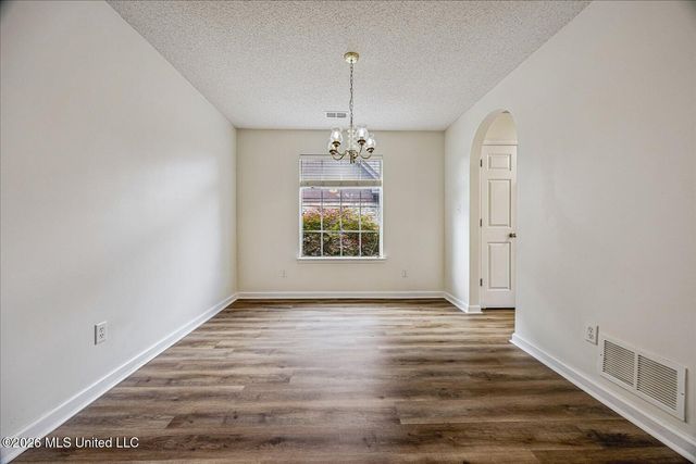 7238 Crape Myrtle Drive, Olive Branch, MS 38654