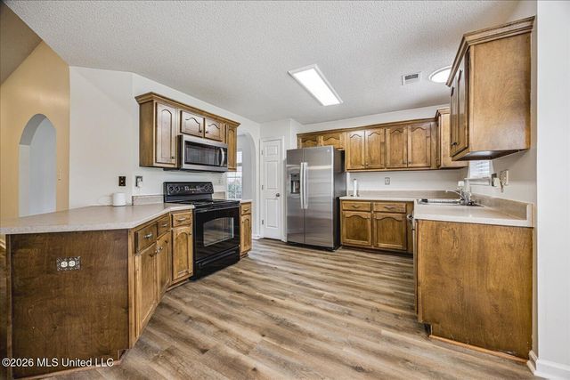 7238 Crape Myrtle Drive, Olive Branch, MS 38654