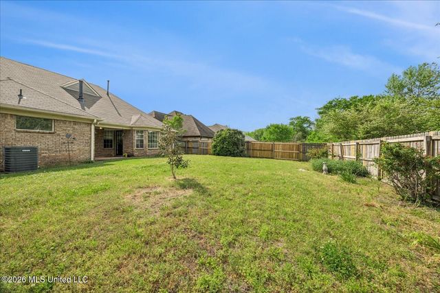 7238 Crape Myrtle Drive, Olive Branch, MS 38654