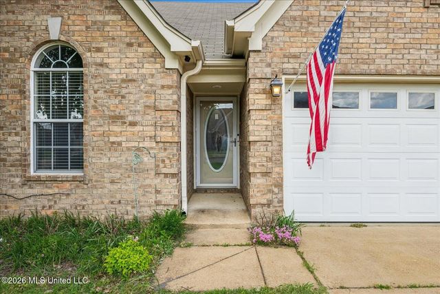 7238 Crape Myrtle Drive, Olive Branch, MS 38654