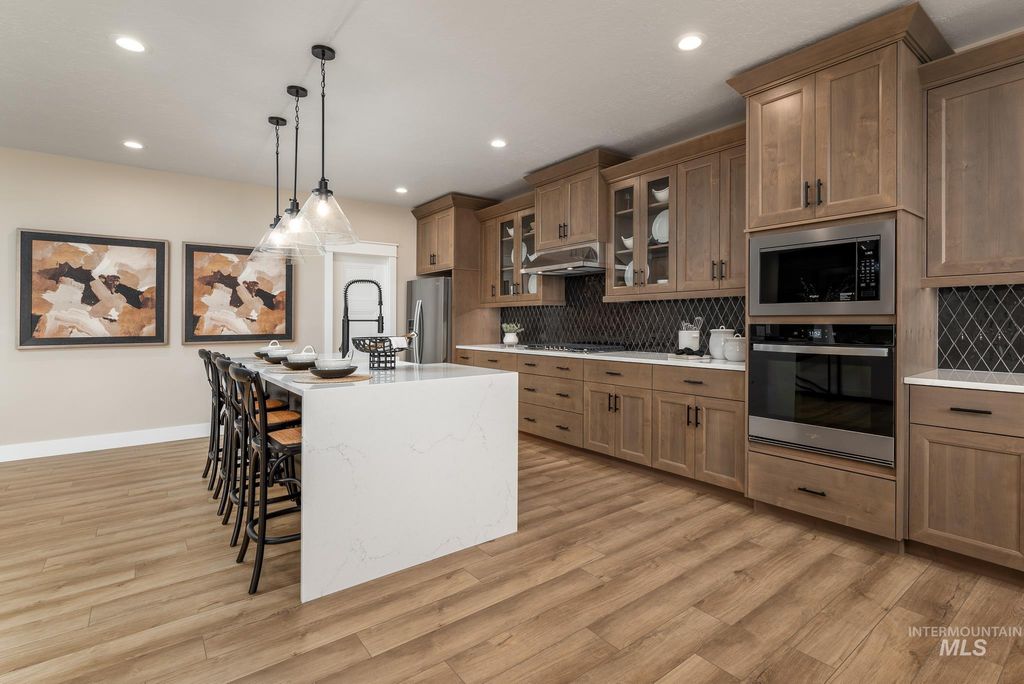 5662 W Daphne Dr, Meridian, ID 83646 photo 4