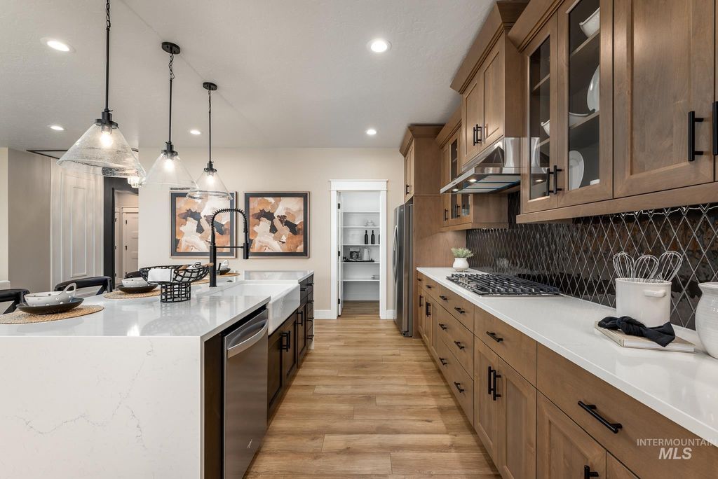 5662 W Daphne Dr, Meridian, ID 83646 photo 5