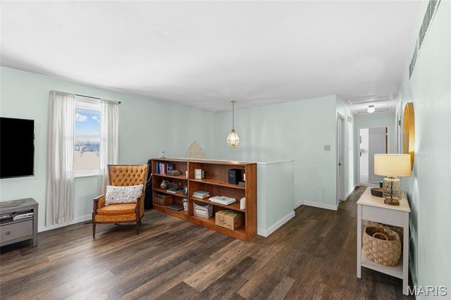 9 Ridgewood Drive, Hillsboro, MO 63050