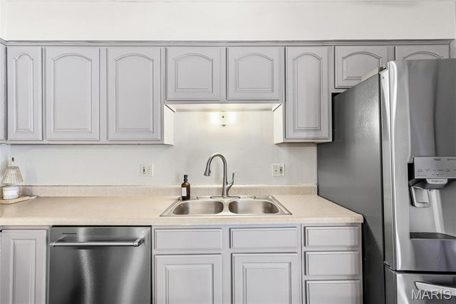 9 Ridgewood Drive, Hillsboro, MO 63050