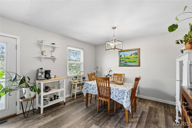 9 Ridgewood Drive, Hillsboro, MO 63050