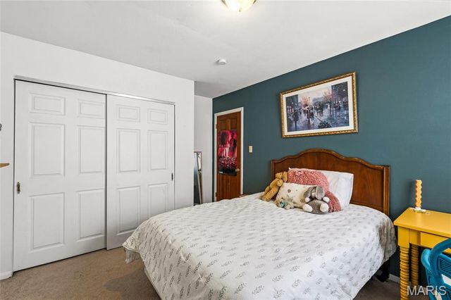 9 Ridgewood Drive, Hillsboro, MO 63050