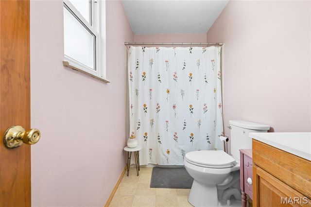 9 Ridgewood Drive, Hillsboro, MO 63050