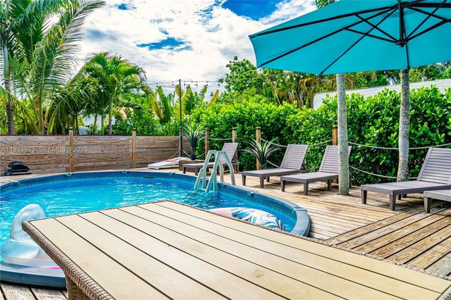 427 NE 107th St 1, Miami, FL 33161