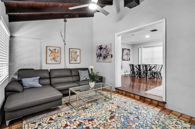 427 NE 107th St 1, Miami, FL 33161