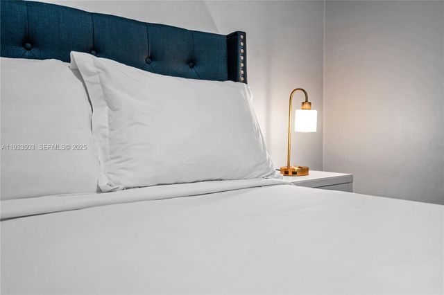 427 NE 107th St 1, Miami, FL 33161