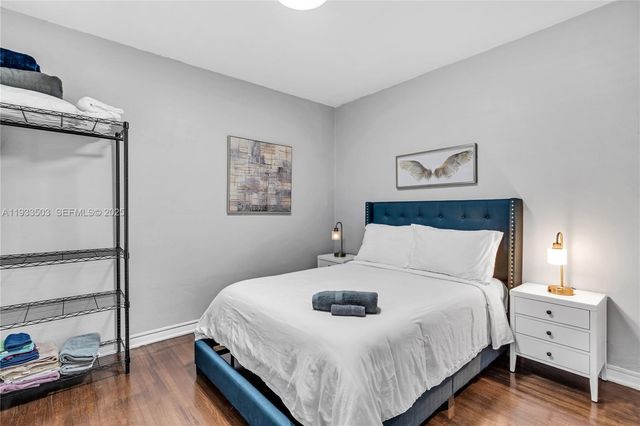 427 NE 107th St 1, Miami, FL 33161