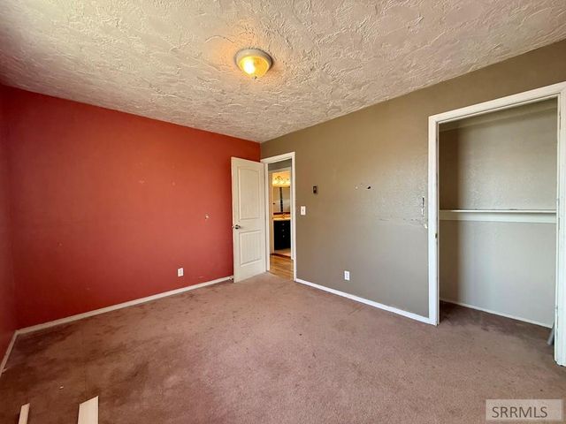 155 Hummingbird Lane, Shelley, ID 83274