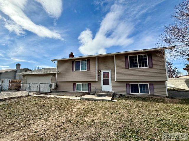 155 Hummingbird Lane, Shelley, ID 83274