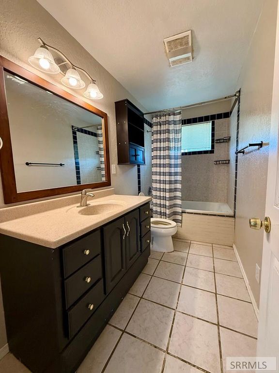 Image 14 of property listing at 155 Hummingbird Lane, Shelley, ID 83274