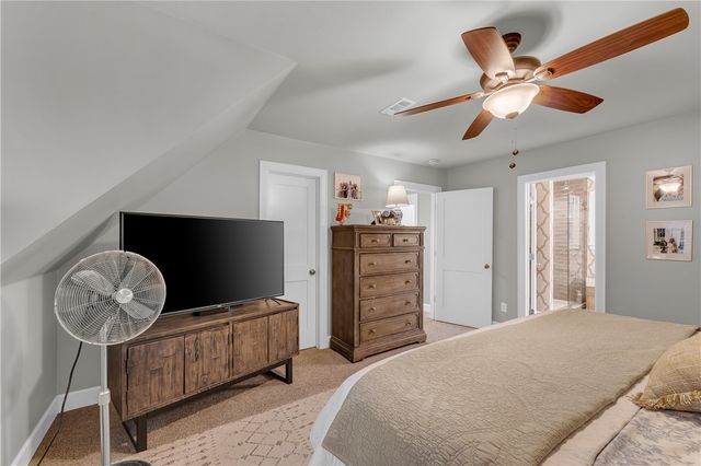 533 W North Street, Fayetteville, AR 72701