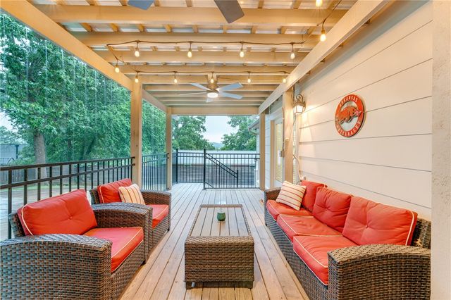 533 W North Street, Fayetteville, AR 72701