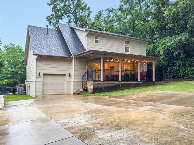 533 W North Street, Fayetteville, AR 72701