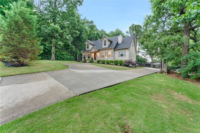 533 W North Street, Fayetteville, AR 72701
