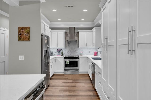 533 W North Street, Fayetteville, AR 72701