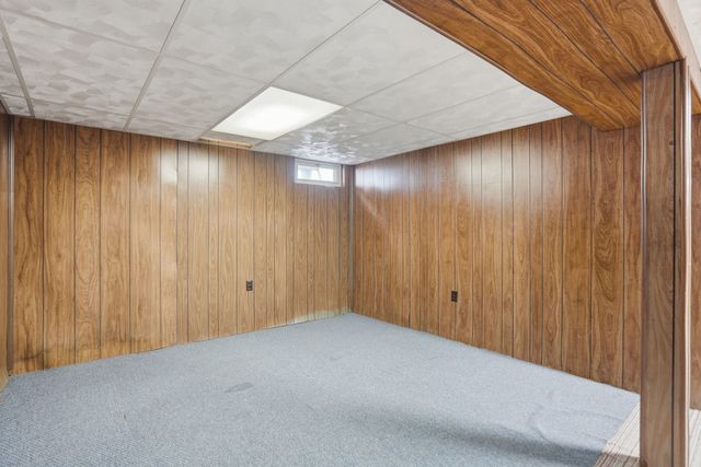 8112 7th Street W, Rock Island, IL 61201