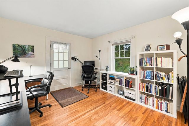 12 Nutting Street, Nashua, NH 03064
