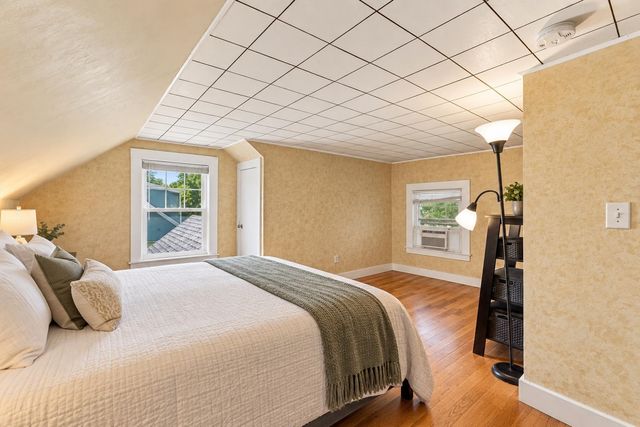 12 Nutting Street, Nashua, NH 03064