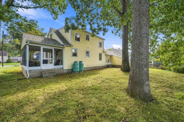 12 Nutting Street, Nashua, NH 03064