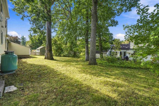 12 Nutting Street, Nashua, NH 03064