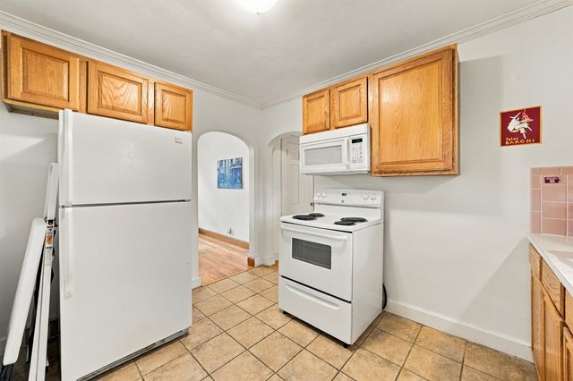 12 Nutting Street, Nashua, NH 03064